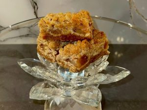 Apple Crumble Square