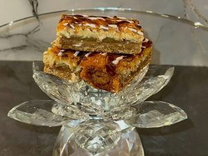 Caramel Crunch Square