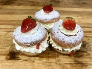 Doughnut - Strawberry